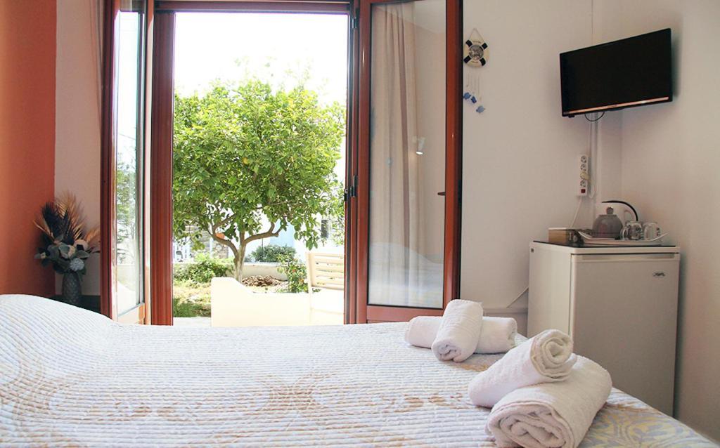 Helios Serifos Livadi  Exterior foto