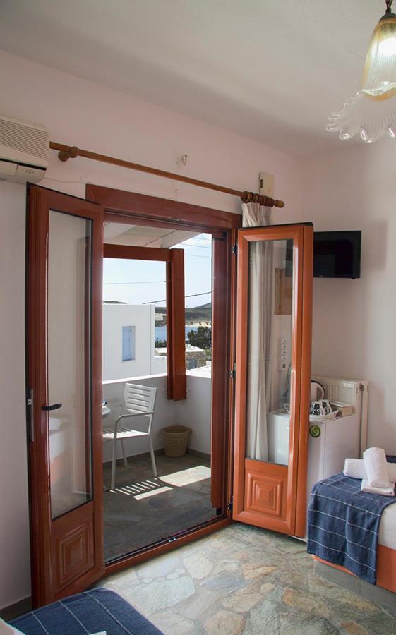 Helios Serifos Livadi  Exterior foto